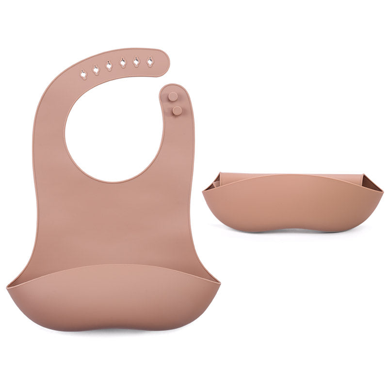 Babero de silicona café para viaje, fácil de enrollar y guardar