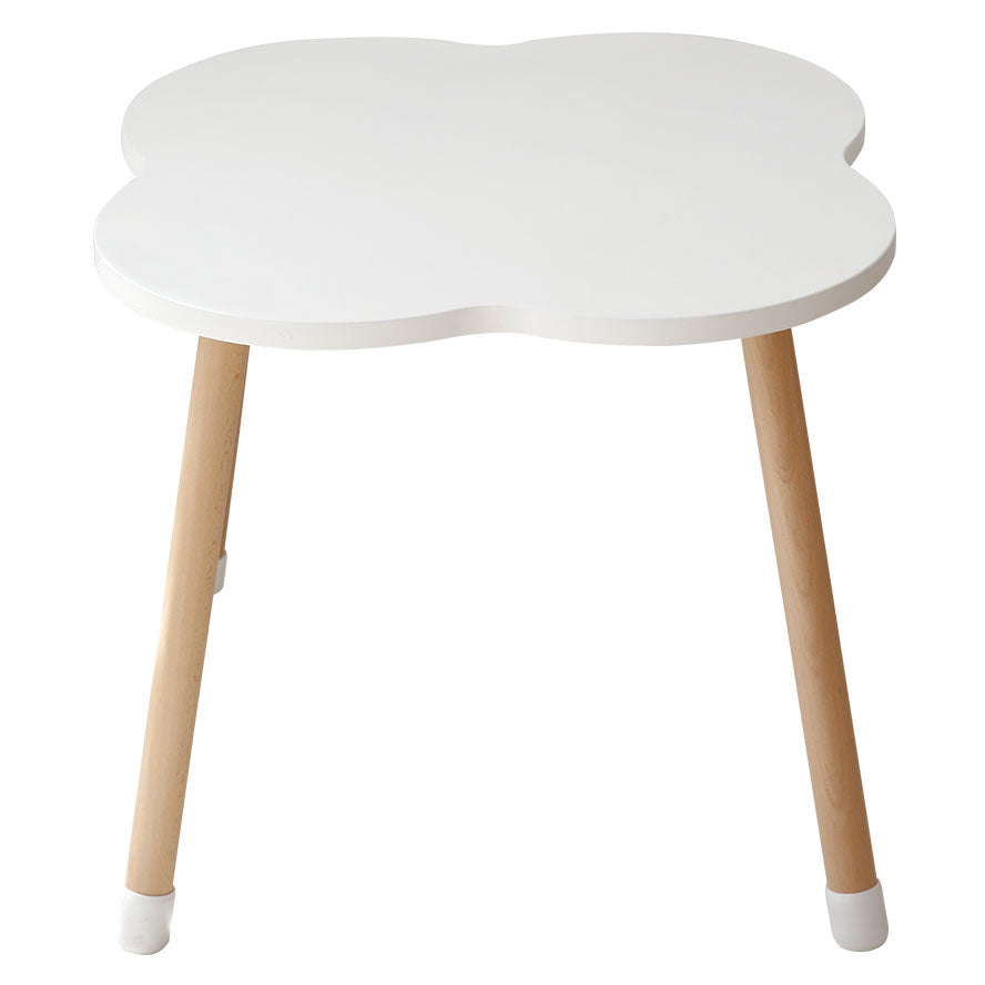 Mesa infantil con forma de nube blanca y patas de madera, mobiliario nórdico para niños