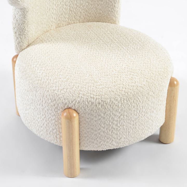 Sillón infantil osito en tonos neutros, mueble acogedor para la habitación